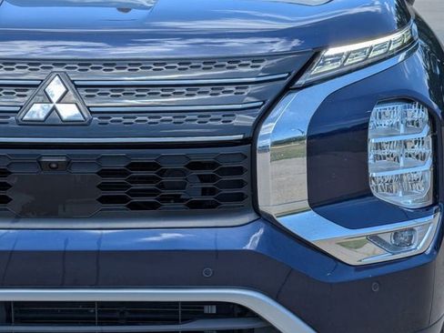 Used 2024 Mitsubishi Outlander SE FWD image 8