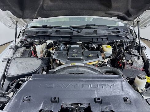 Used 2018 RAM 2500 Laramie image 29