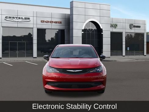 New 2026 Chrysler Voyager LX image 7