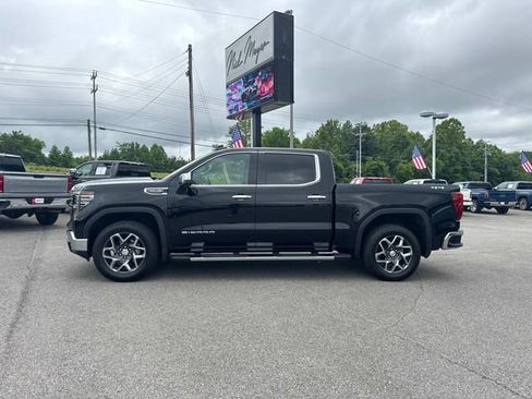 Used 2025 GMC Sierra 1500 SLT w/ SLT Premium Package AWD/4WD image 7