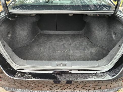 Used 2024 Nissan Sentra SV image 13