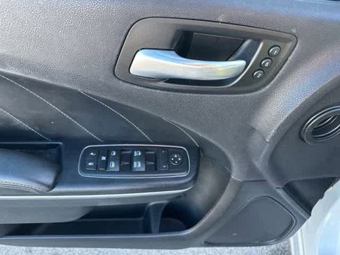 Used 2016 Dodge Charger R/T w/ Plus Group image 12