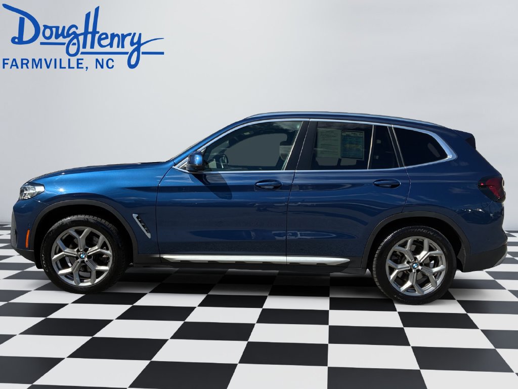 Used 2024 BMW X3 xDrive30i w/ Premium Package AWD/4WD image 2