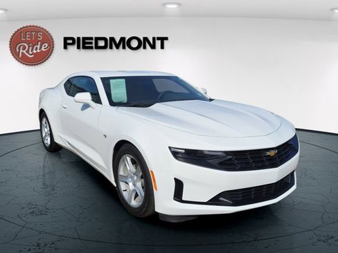 Used 2024 Chevrolet Camaro LT image 5