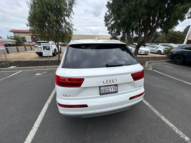 Used 2018 Audi Q7 2.0T Premium Plus w/ Premium Plus Package AWD/4WD image 34
