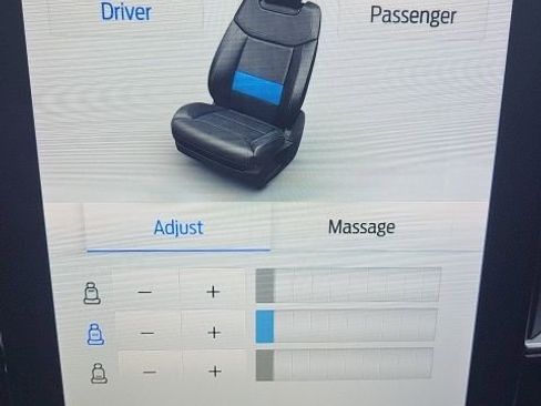 Used 2020 Ford Explorer ST w/ ST Street Pack image 5