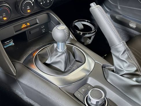 New 2026 MAZDA MX-5 Miata Sport w/ Interior Package RWD image 11