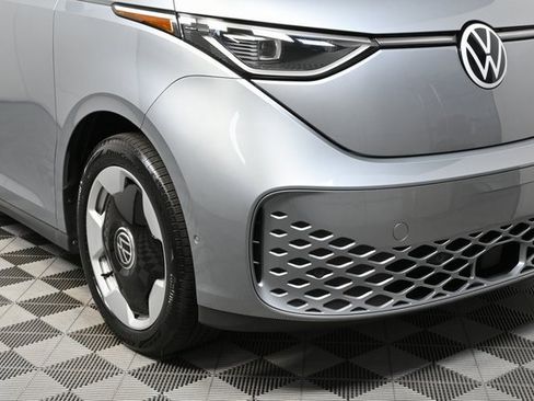 New 2025 Volkswagen ID. Buzz Pro S image 33