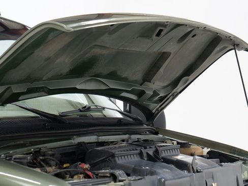 Used 2002 Ford E-350 and Econoline 350 Van image 75