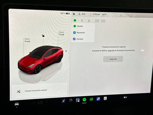 Used 2022 Tesla Model Y Performance AWD/4WD image 19