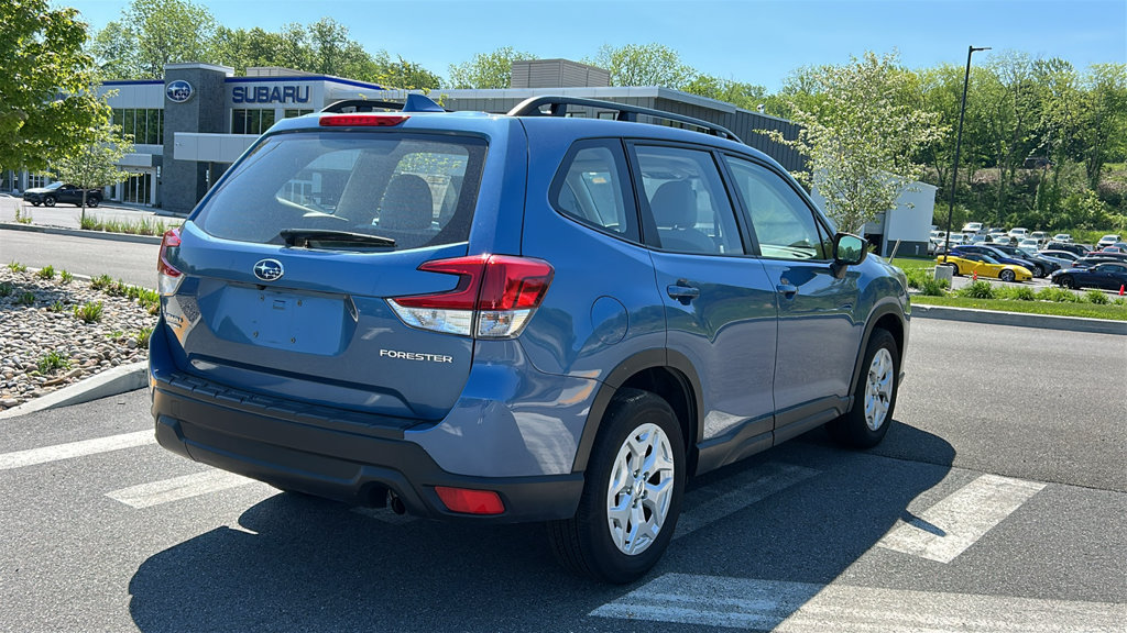 Used 2023 Subaru Forester AWD/4WD image 4
