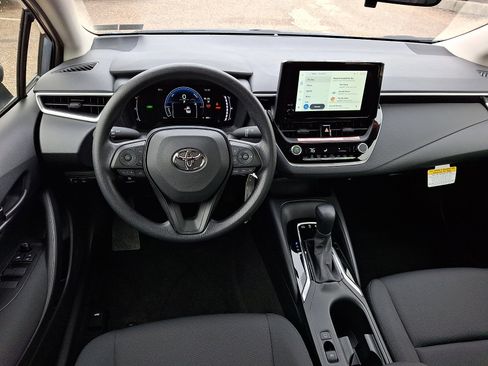 Certified 2026 Toyota Corolla LE image 11