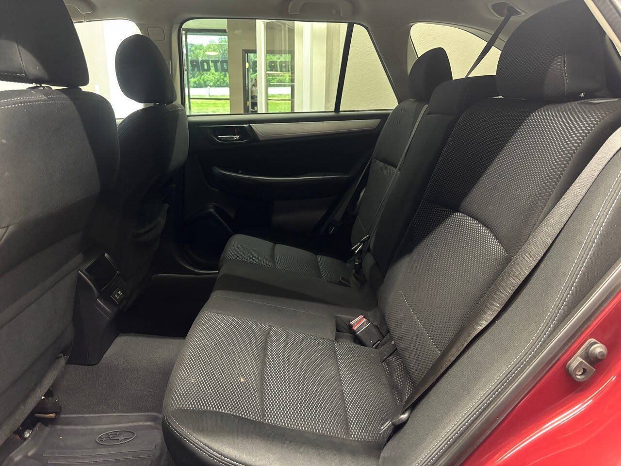 Used 2019 Subaru Outback 2.5i Premium w/ Popular Package #2 AWD/4WD image 17