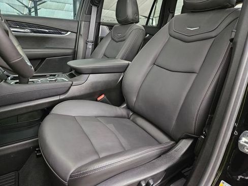 New 2025 Cadillac XT6 Premium Luxury w/ Technology Package image 28