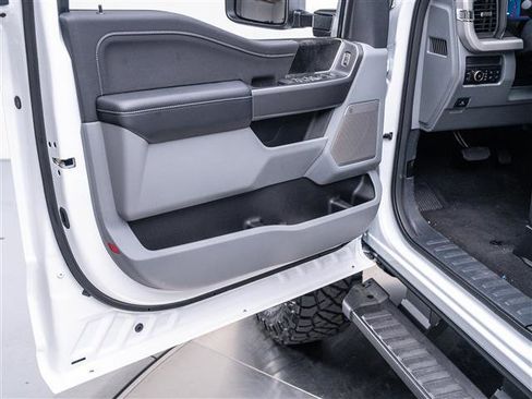 New 2026 Ford F250 XLT w/ XLT Premium Package AWD/4WD image 27