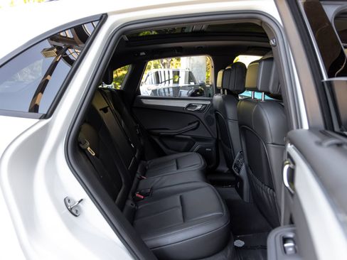 Certified 2026 Porsche Macan AWD/4WD image 51