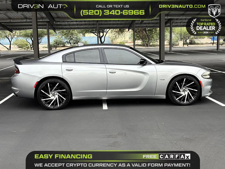 Used 2018 Dodge Charger R/T w/ Blacktop Package RWD image 8