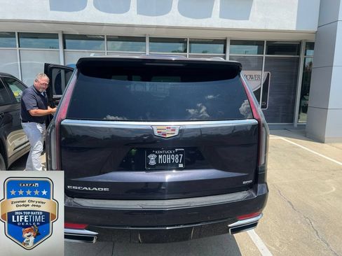 Used 2022 Cadillac Escalade Premium Luxury Platinum AWD/4WD image 1