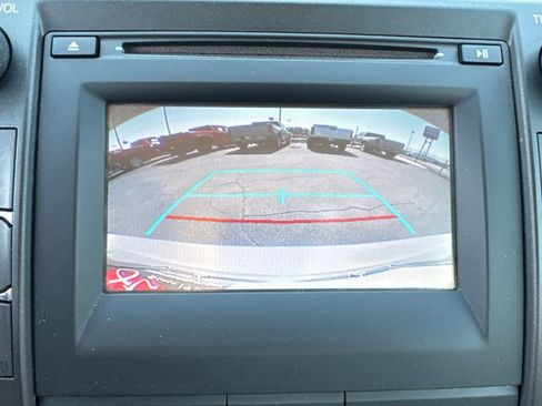 Used 2016 Toyota Camry LE image 28