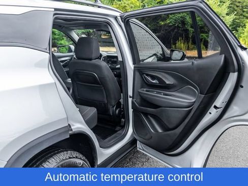 Used 2022 GMC Terrain SLE w/ Driver Convenience Package AWD/4WD image 21