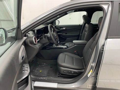 New 2026 Chevrolet Trax RS w/ Sunroof Package image 8