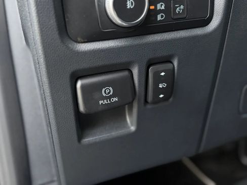 Used 2022 Ford Expedition Max Limited image 32