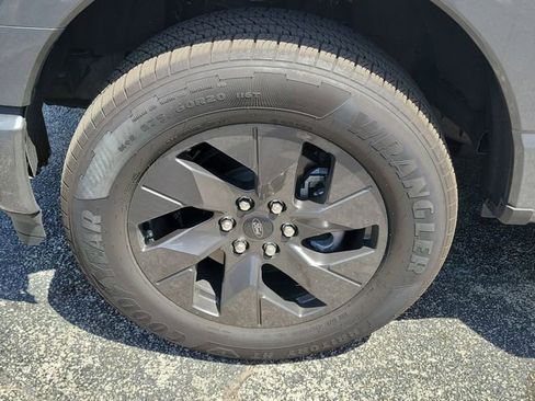 Used 2025 Ford F150 Lightning Flash image 8