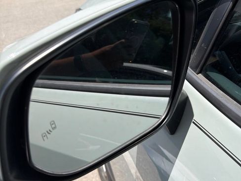 Certified 2022 Toyota RAV4 XLE Premium AWD/4WD image 10