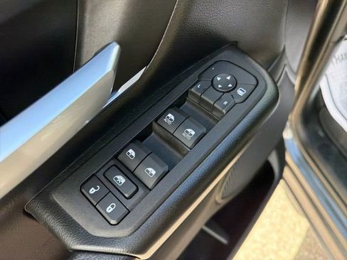 Used 2025 RAM 1500 Big Horn AWD/4WD image 11