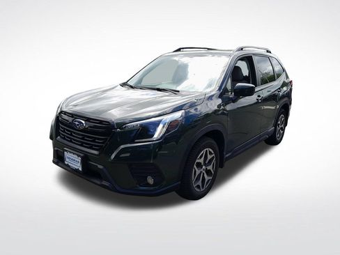 Used 2022 Subaru Forester Premium AWD/4WD image 3