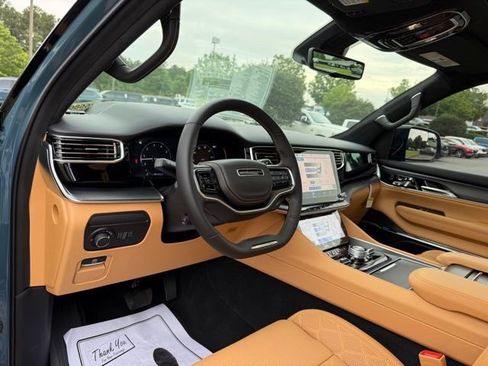 New 2026 Jeep Grand Wagoneer Summit AWD/4WD image 16
