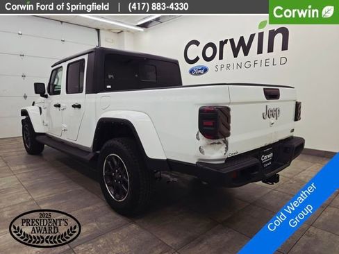 Used 2023 Jeep Gladiator Overland w/ Cold Weather Group AWD/4WD image 3