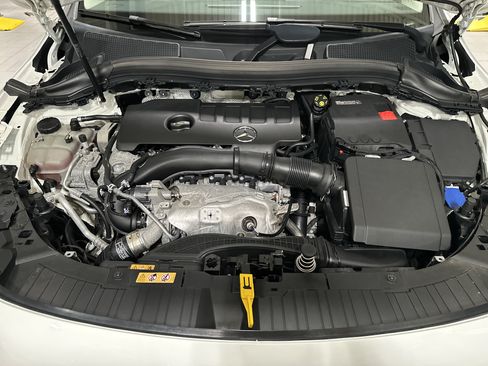 Certified 2023 Mercedes-Benz GLA 250 4MATIC image 15