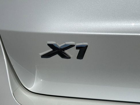 Used 2023 BMW X1 xDrive28i w/ Convenience Package AWD/4WD image 11