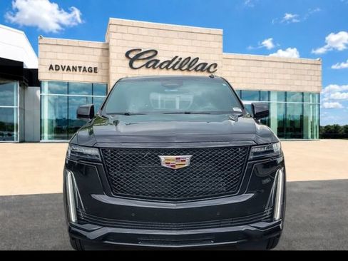 Used 2024 Cadillac Escalade Sport AWD/4WD image 7
