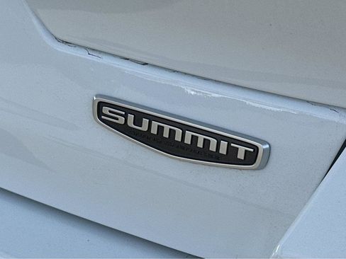 Used 2022 Jeep Grand Cherokee Summit w/ Advanced Protech Group IV image 43