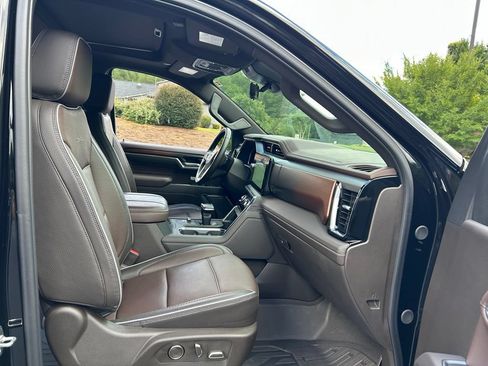 Used 2025 GMC Sierra 1500 Denali w/ Technology Package AWD/4WD image 53
