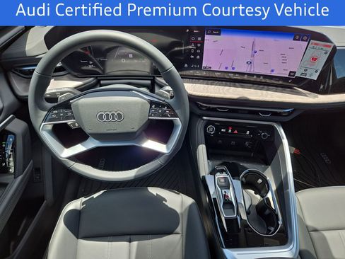 Certified 2025 Audi Q5 Premium w/ Convenience Package AWD/4WD image 14