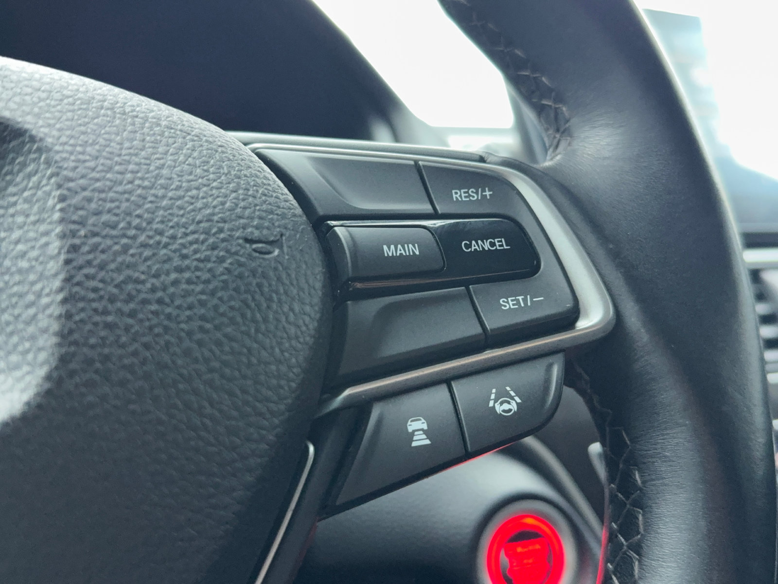 Used 2018 Honda Accord EX-L image 31