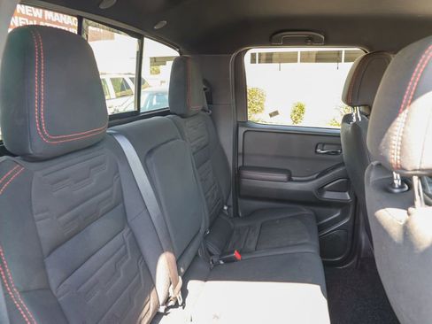 Used 2023 Nissan Frontier Pro-X w/ Pro Convenience Package RWD image 17