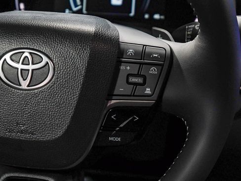 New 2026 Toyota Camry SE image 18