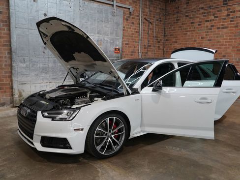 Used 2018 Audi S4 Premium Plus w/ Navigation Package image 29