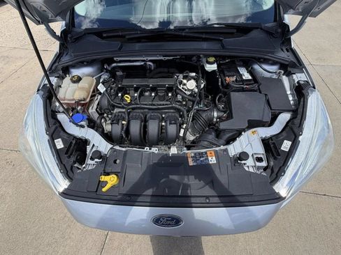 Used 2017 Ford Focus SE FWD image 16