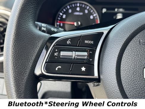 Used 2024 Kia Forte LXS image 5