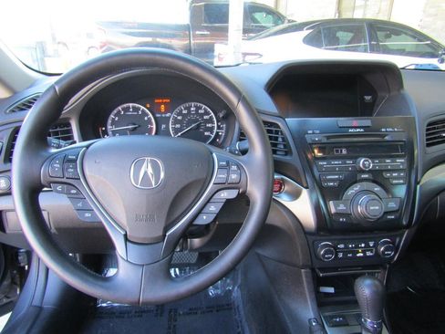 Used 2013 Acura ILX w/ Technology Package image 16