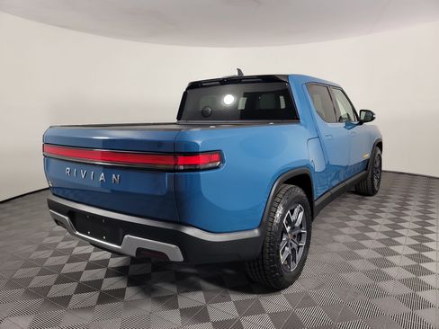 Used 2022 Rivian R1T Adventure AWD/4WD image 5