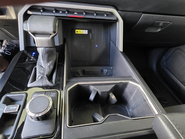 Used 2025 Toyota Tundra SR5 w/ SR5 Convenience Package AWD/4WD image 20