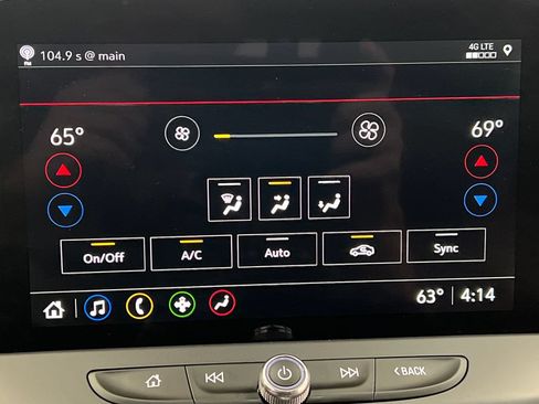 Used 2025 Chevrolet Blazer LT FWD image 61