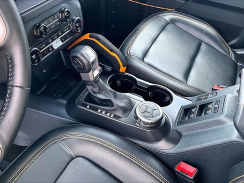 Certified 2024 Ford Bronco Badlands image 19