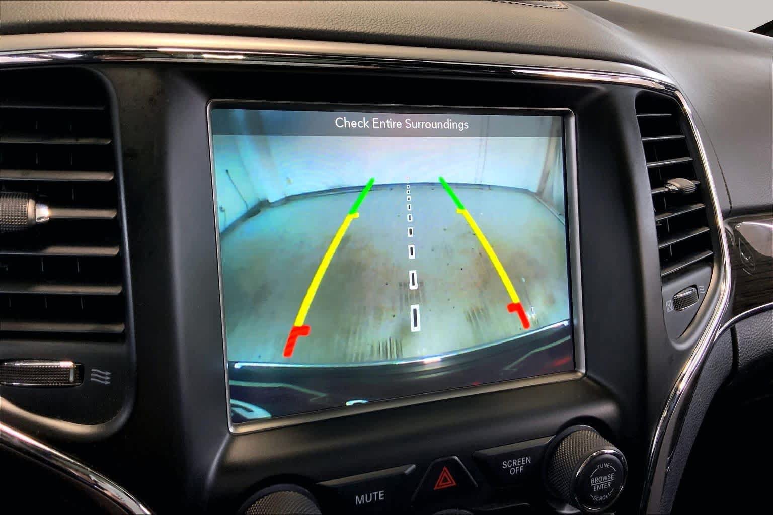Used 2018 Jeep Grand Cherokee Overland AWD/4WD image 26